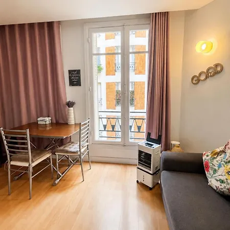 Apartmán Charming In Paříž